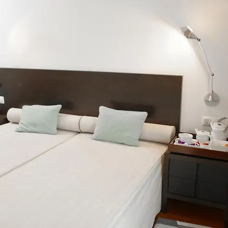 Luena Hotel 3*