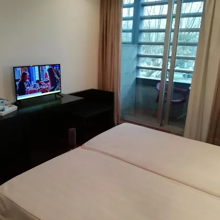 Hotel Luena 3*